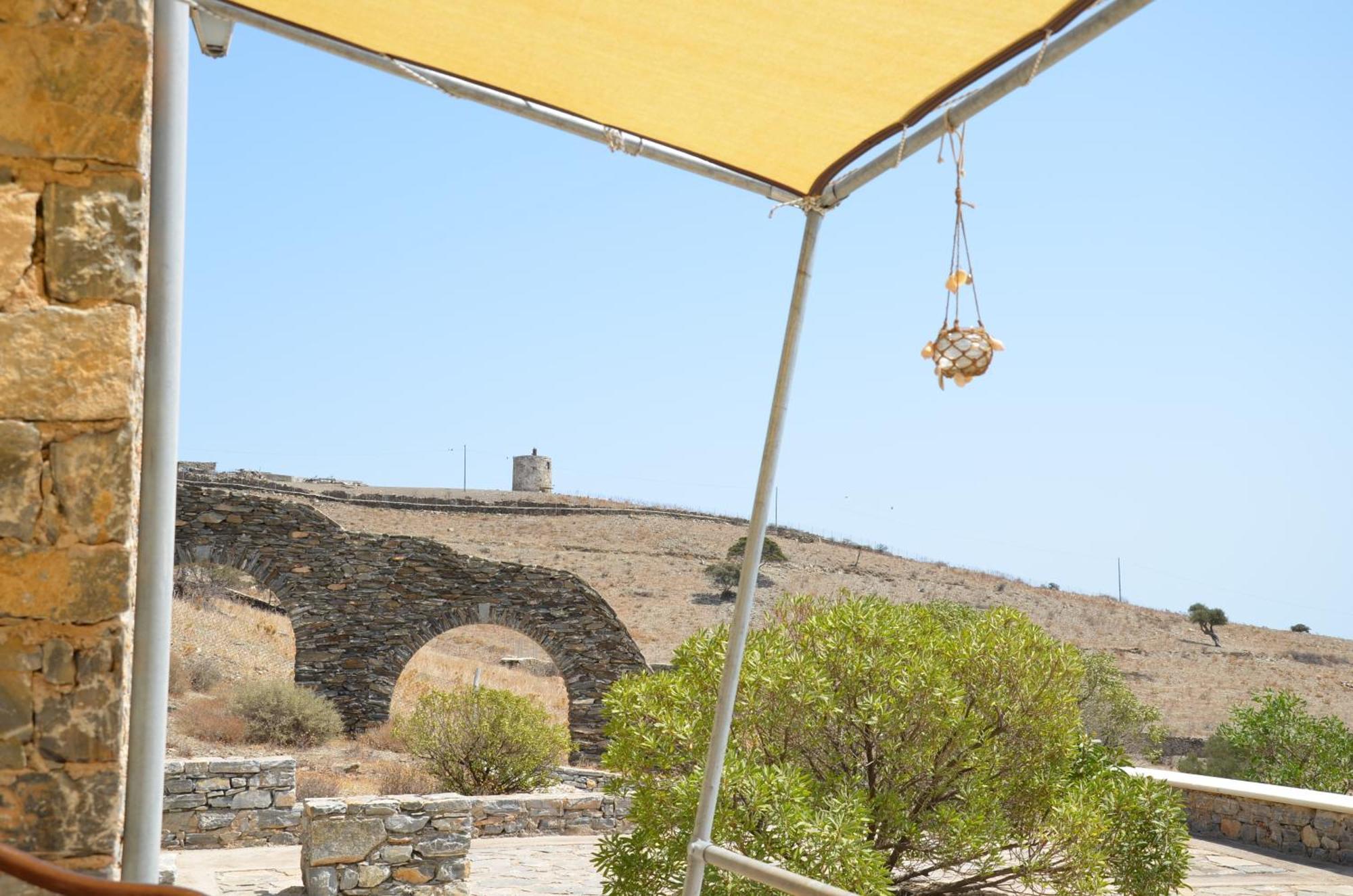 Archipelagos Boutique Hotel Schoinoussa Oda fotoğraf